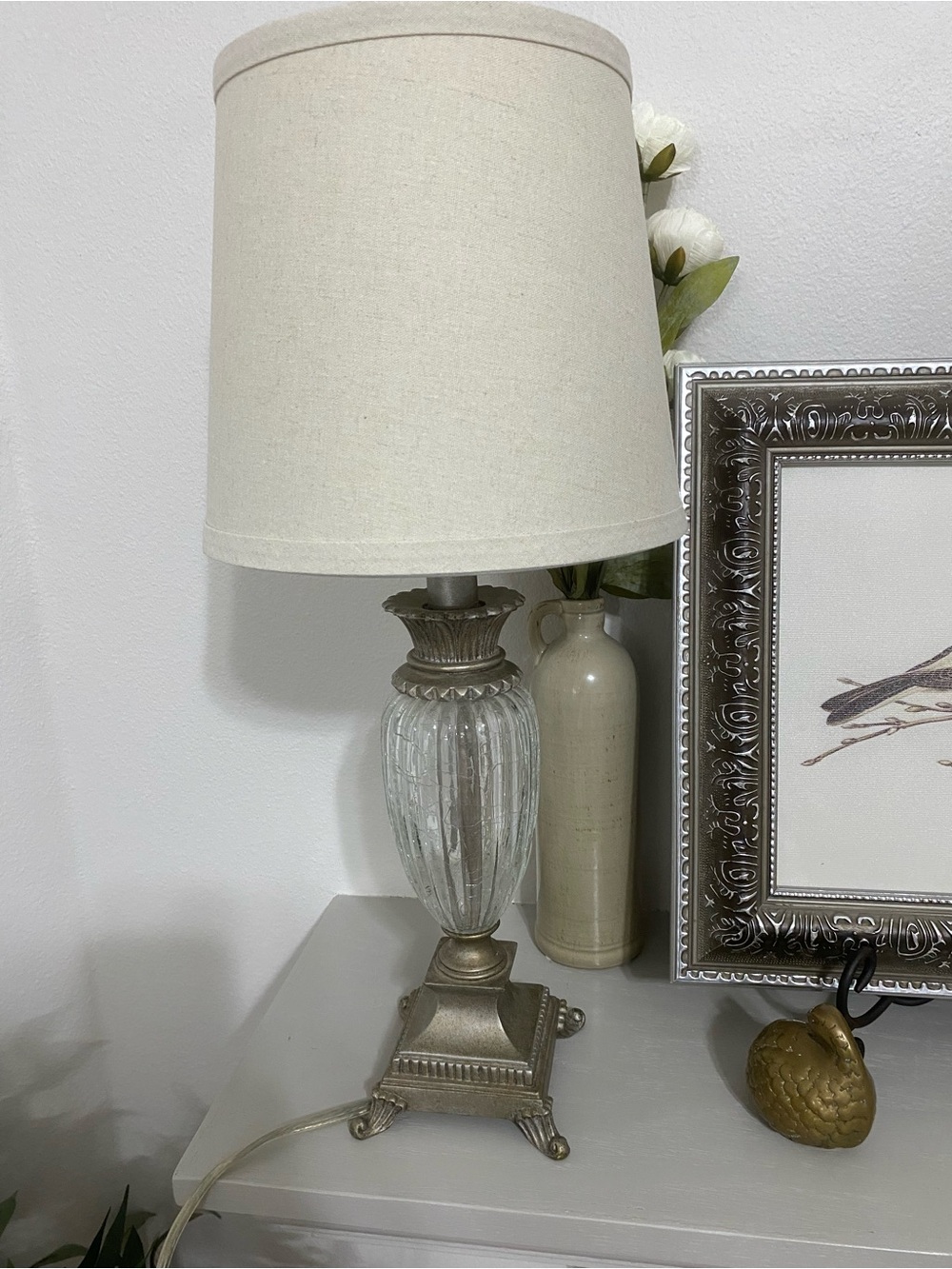 Textured Crystal Urn Table Lamp